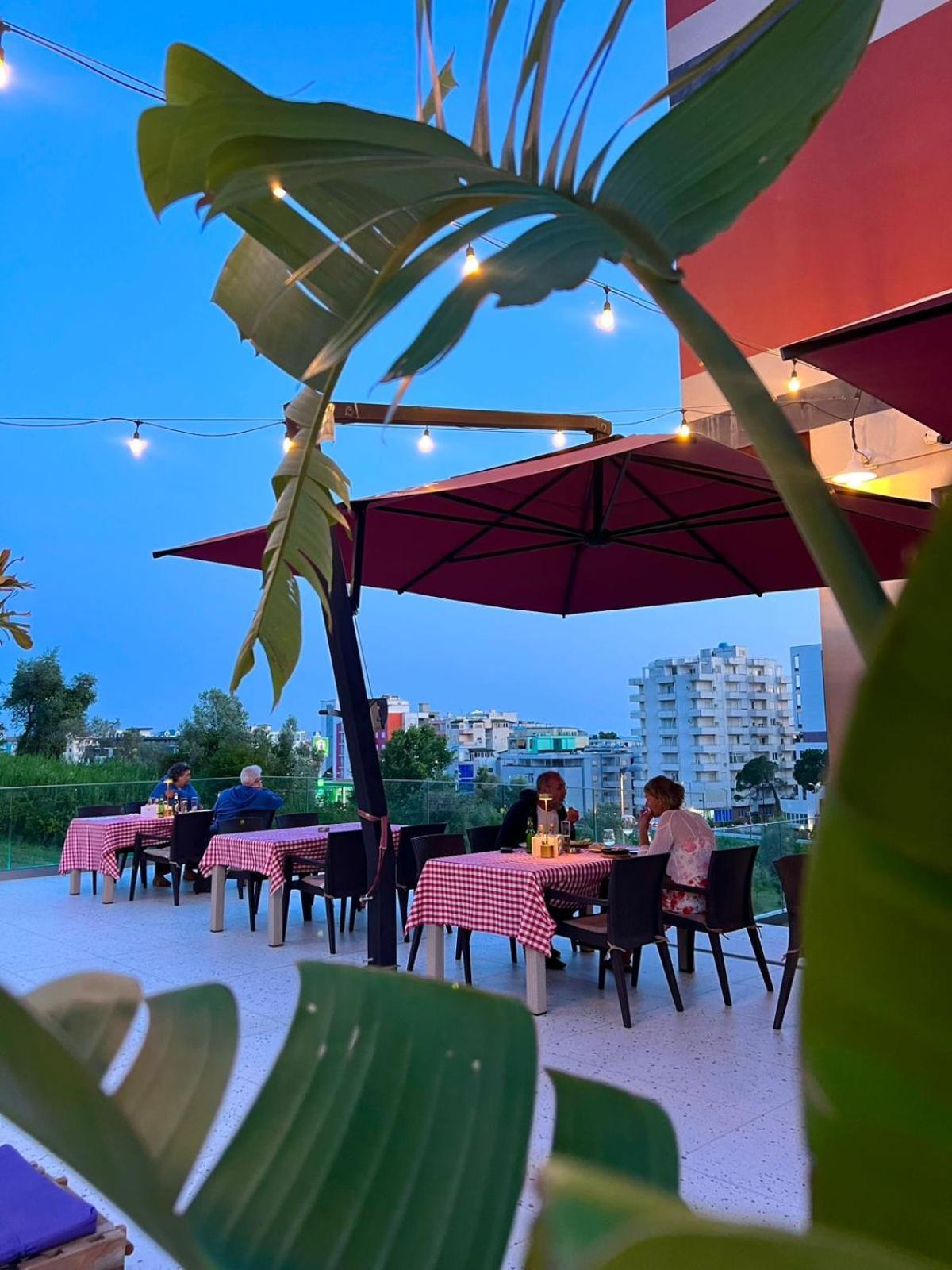Olivia's Hill Hotell Kryemëdhej